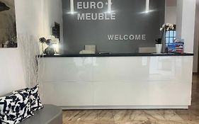 Euro Meublé
